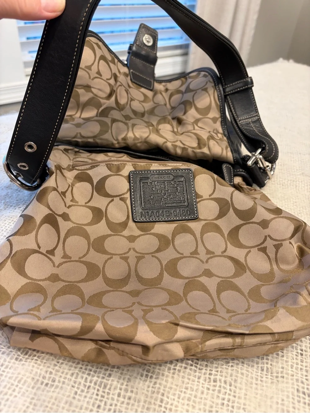 Coach Vintage Y2K Black Soho Leather Buckle Flap Shoulder or Crossbody Bag 9480